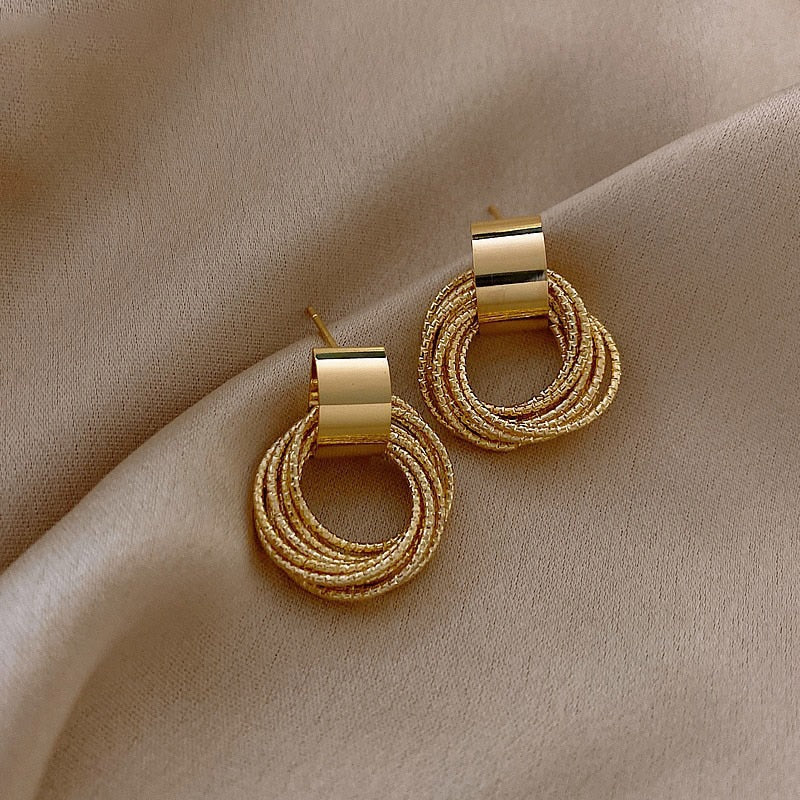 Retro Minimalist Square Earrings Irregular Stud Earrings New Exaggerated Cold Wind Fashion Earring for Women Opening Accessories